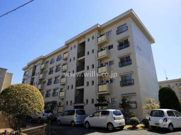 茨木郡山D住宅A16棟の外観（北西側から）