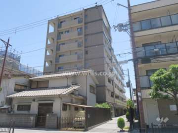 ロジュマン茨木下中条の外観（北西側から）