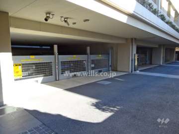 敷地内駐車場（屋内機械式）