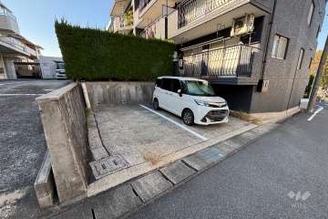 敷地内駐車場（屋外平面式）