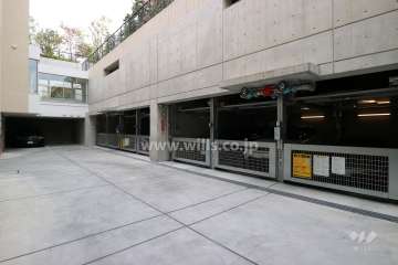 敷地内駐車場（屋内平面式・屋内機械式）