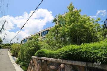 グランドメゾン山芦屋の外観（南東側から）