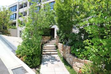 エントランスアプローチ