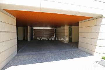 駐車場の出入り口