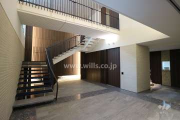 エントランスホール