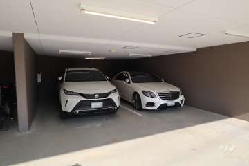 敷地内駐車場（屋内平面式）