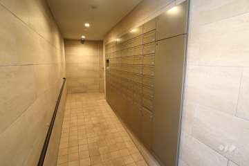 宅配ボックスと共用ポスト