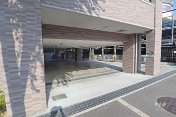 駐車場の出入り口