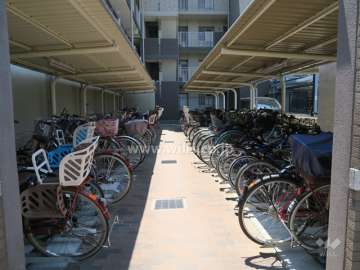 駐輪場