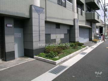 1階部分には店舗があります。