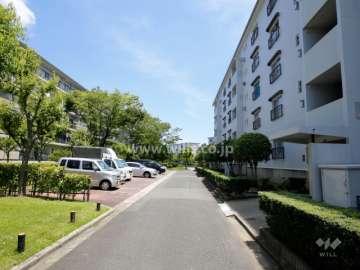 敷地内駐車場（屋外平面式）