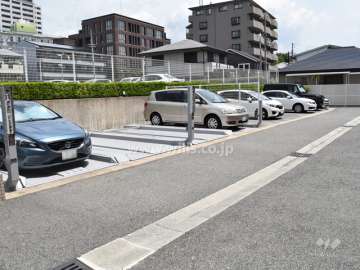 敷地内駐車場（屋外機械式）