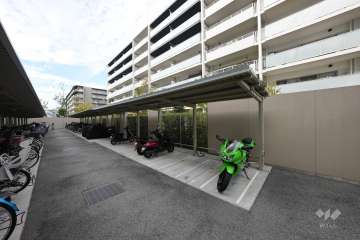 バイク置場