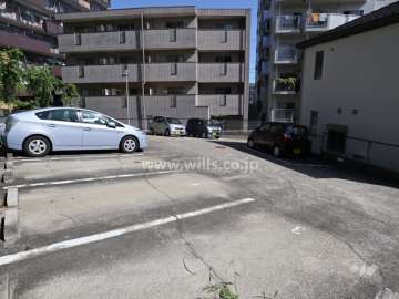 敷地内駐車場(屋外平面式)