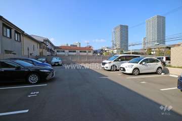 敷地内駐車場（屋外平面式）