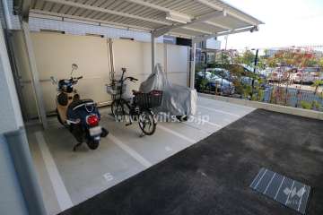 バイク置き場