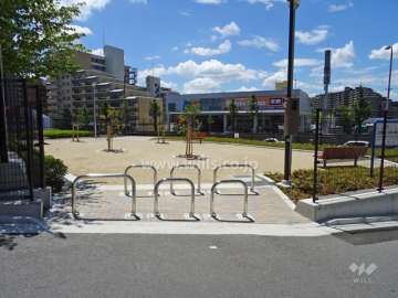 近くに公園があります。