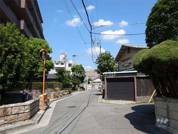 グランドメゾン豊中曽根の外観（北東側から）