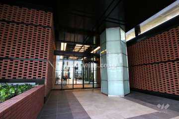 エンストランス