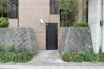 敷地の出入口