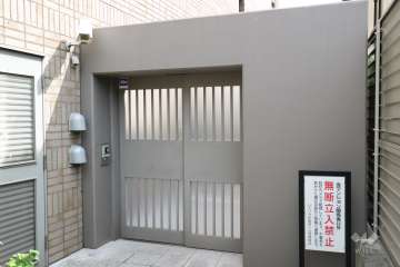 駐輪場の出入口