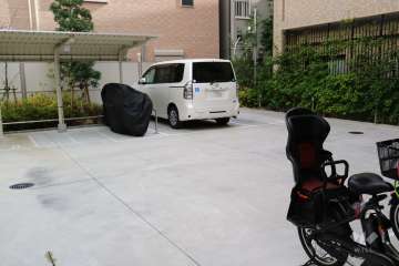 駐輪場とバイク置き場と敷地内駐車場（屋外平面式）