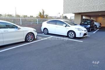 敷地内駐車場(屋外平面式)