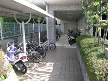 駐輪場