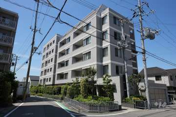 ブリリア西宮北口ウェストコートの外観（北東側から）