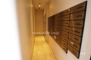 共用ポストと宅配ボックス