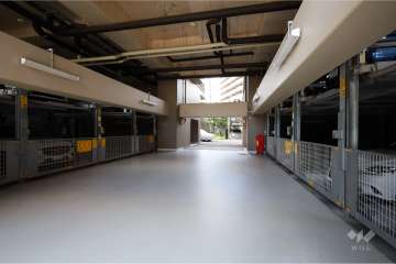 敷地内駐車場（屋内機械式）