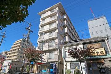 メゾン松原の外観（南側から）