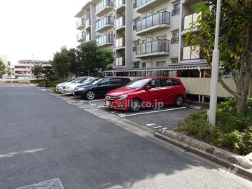 敷地内駐車場（屋外平面式）