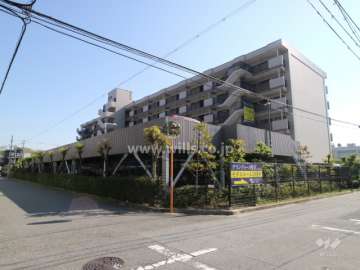 グランディーノ西宮　悠学の邸の外観（北西側から）
