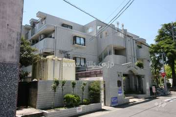 メゾン・ド・ソメイユの外観(北東側から)