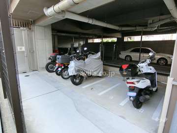 バイク置場