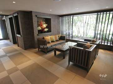 エントランスホール