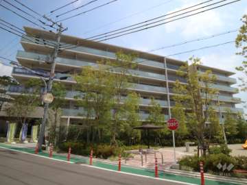 ブランシエラ池田石澄リバーフロント「きらら棟」の外観（南西側から）