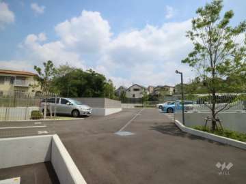 敷地内駐車場（屋外平面式）