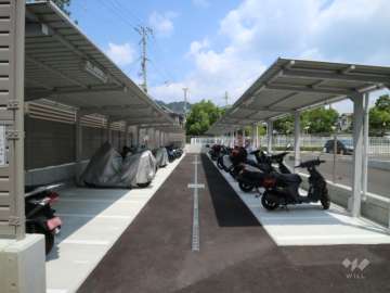 バイク置き場