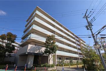 ブランシエラ池田石澄の外観（西側から）
