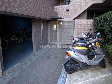 バイク置き場