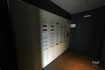 宅配ボックスと共用ポスト