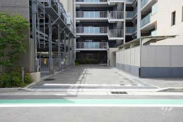 駐車場の出入口