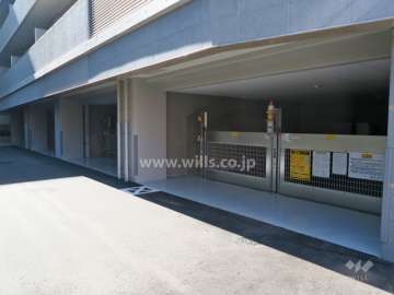 敷地内駐車場（屋内機械式）