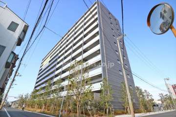 ウエリス相川駅前の外観(南東側から）