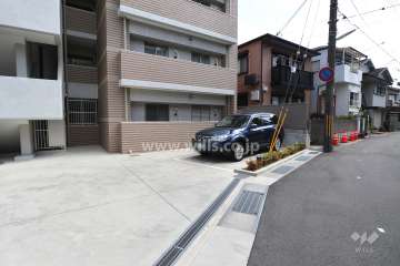 敷地内駐車場（屋外平面式）