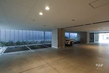 敷地内駐車場（屋内平面式）