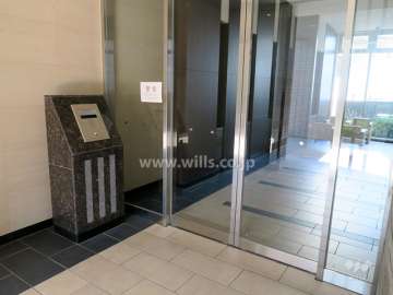 エントランス内