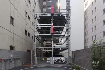 敷地内駐車場（屋外機械式）